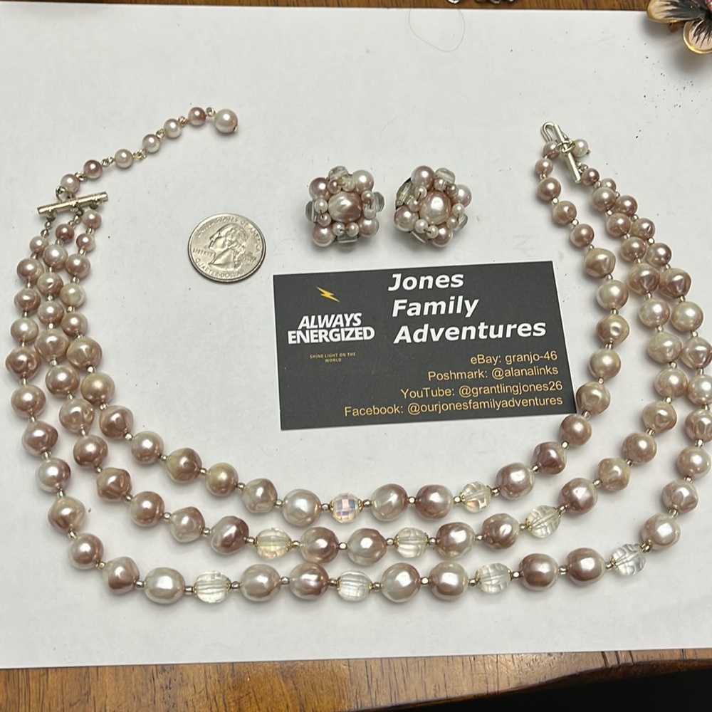 Vintage triple strand faux Mauve/white Pearl, crystal necklace, clip on earrings